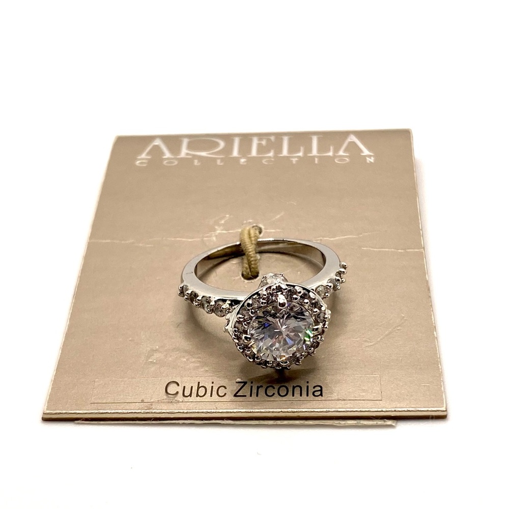 NWT Ariella Cubic Zirconia Ring Size 7  Nordstrom VINTAGE 💍 B013